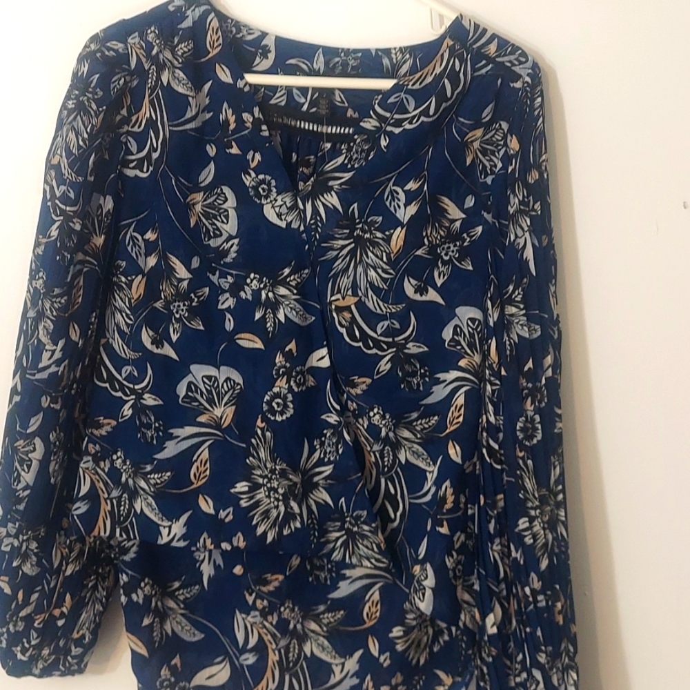White House Black Market Blouse